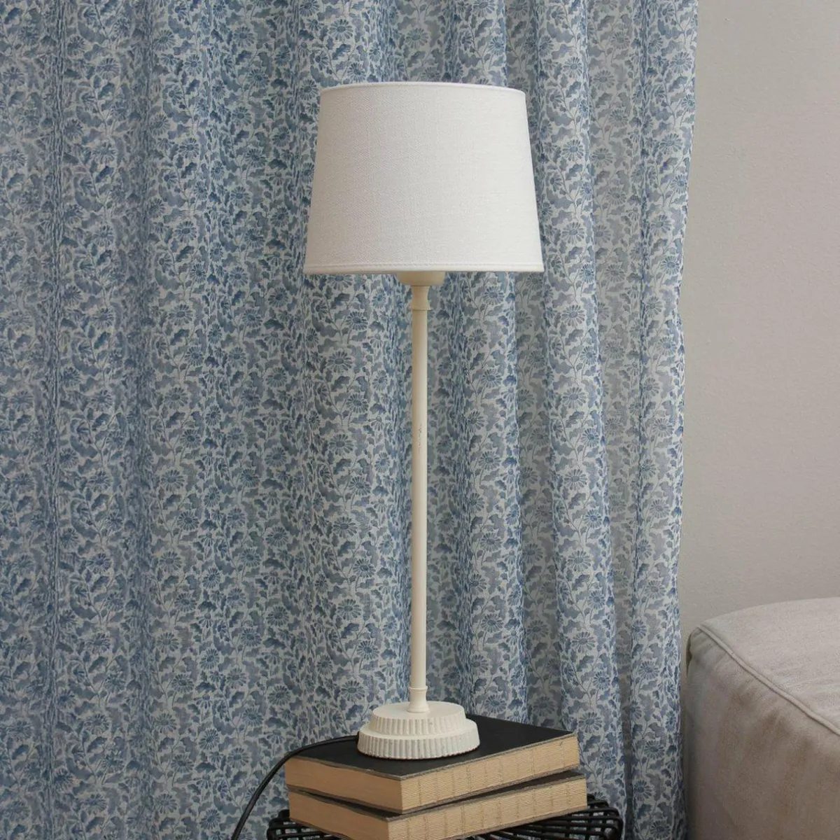 pr_home_lampe__poser_kent_crmecrme_abatjour_sofia_0.webp Outlet PR Home Lampe à poser Kent, crème/crème, abat-jour Sofia