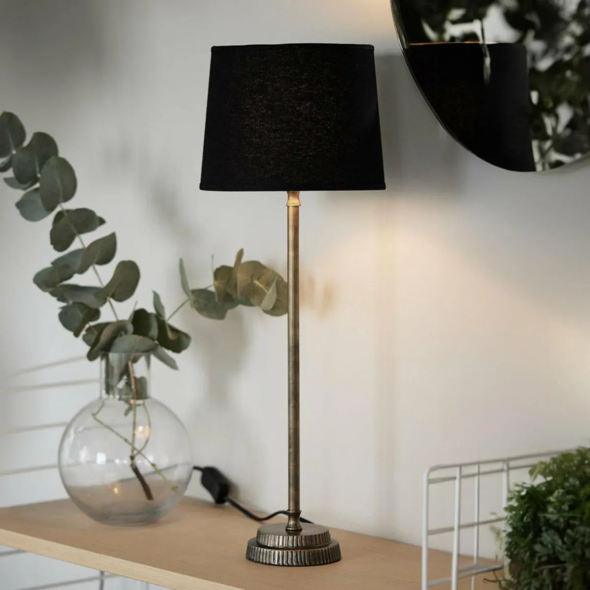 pr_home_lampe__poser_kent_noirlaiton_abatjour_conique_0.webp Discount PR Home Lampe à poser Kent, noir/laiton, abat-jour conique