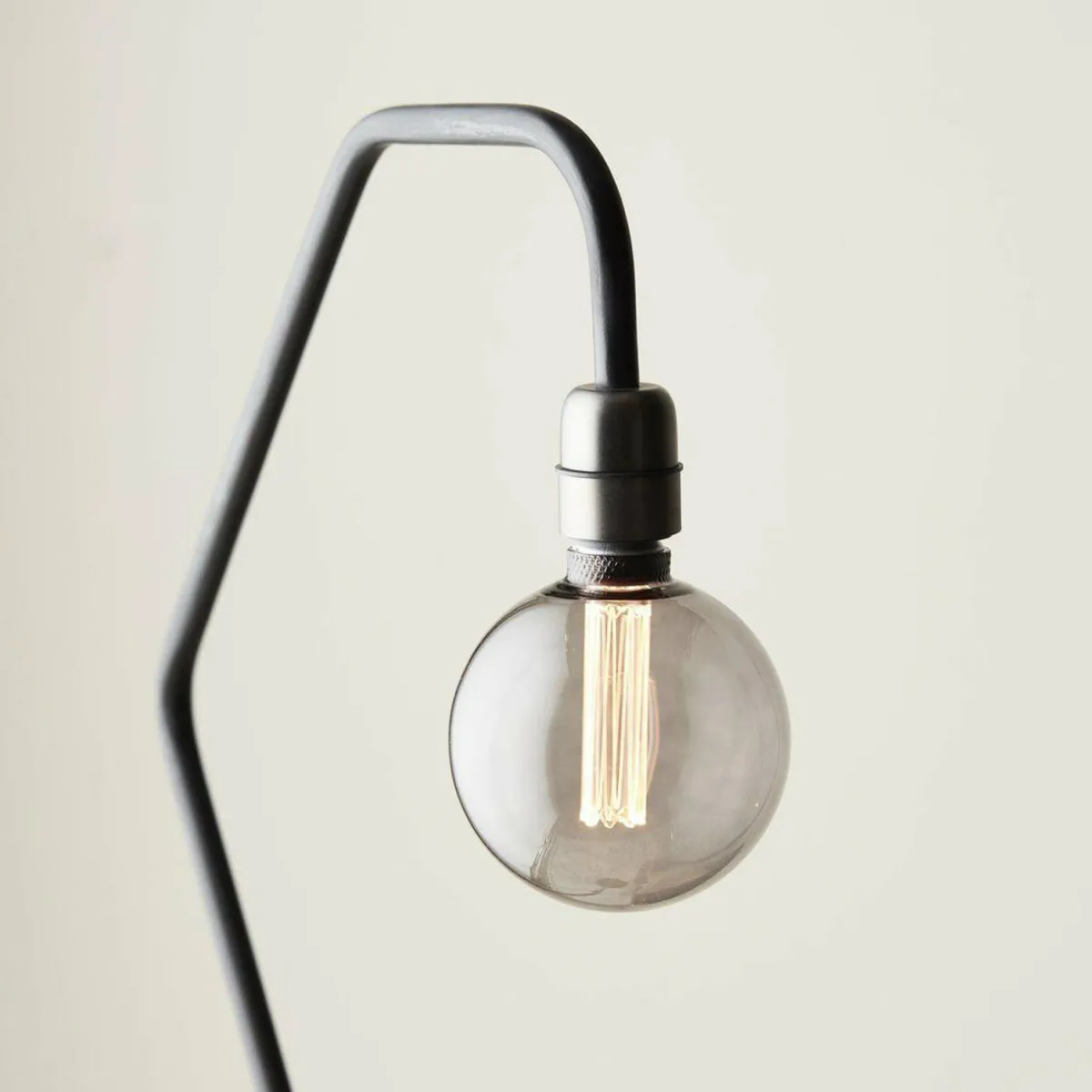 pr_home_lampe_sur_pied_loft_hauteur__cm_sans_abatjour_1.webp Hot PR Home Lampe sur pied Loft, hauteur 150 cm, sans abat-jour