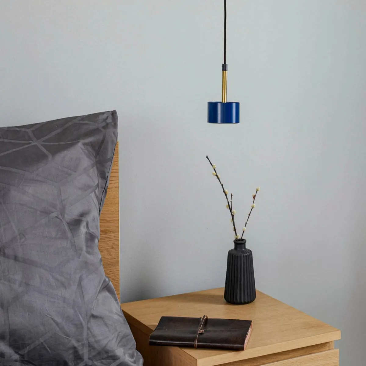 suspension_arena_longue__une_lampe_bleudor_0.webp Best Sale Eko-Light Suspension Arena longue à une lampe, bleu-doré