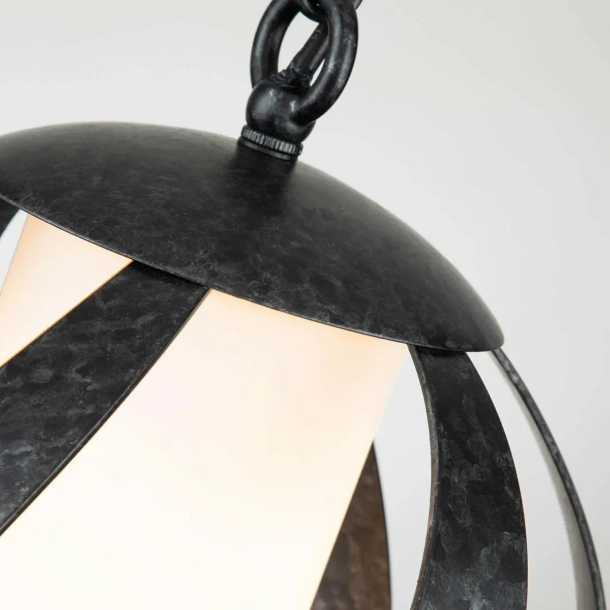 suspension_blacksmith_noireblanche__lampe__0.webp Flash Sale Quintiesse Suspension Blacksmith noire/blanche 1 lampe Ø25,4