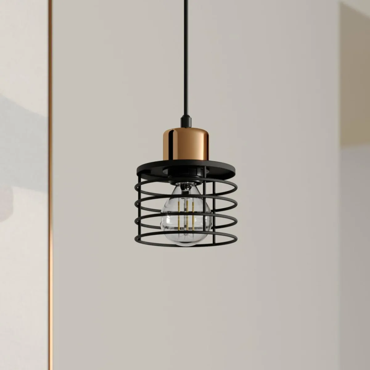 suspension_edison_en_noircuivr___lampe_0.webp New HELAM Suspension Edison en noir/cuivré, à 1 lampe