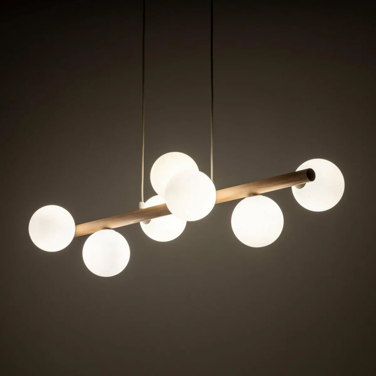suspension_estera_verre_opalin_bois___lampes_1-2.webp Discount TK Lighting Suspension Estera, verre opalin, bois, à 7 lampes