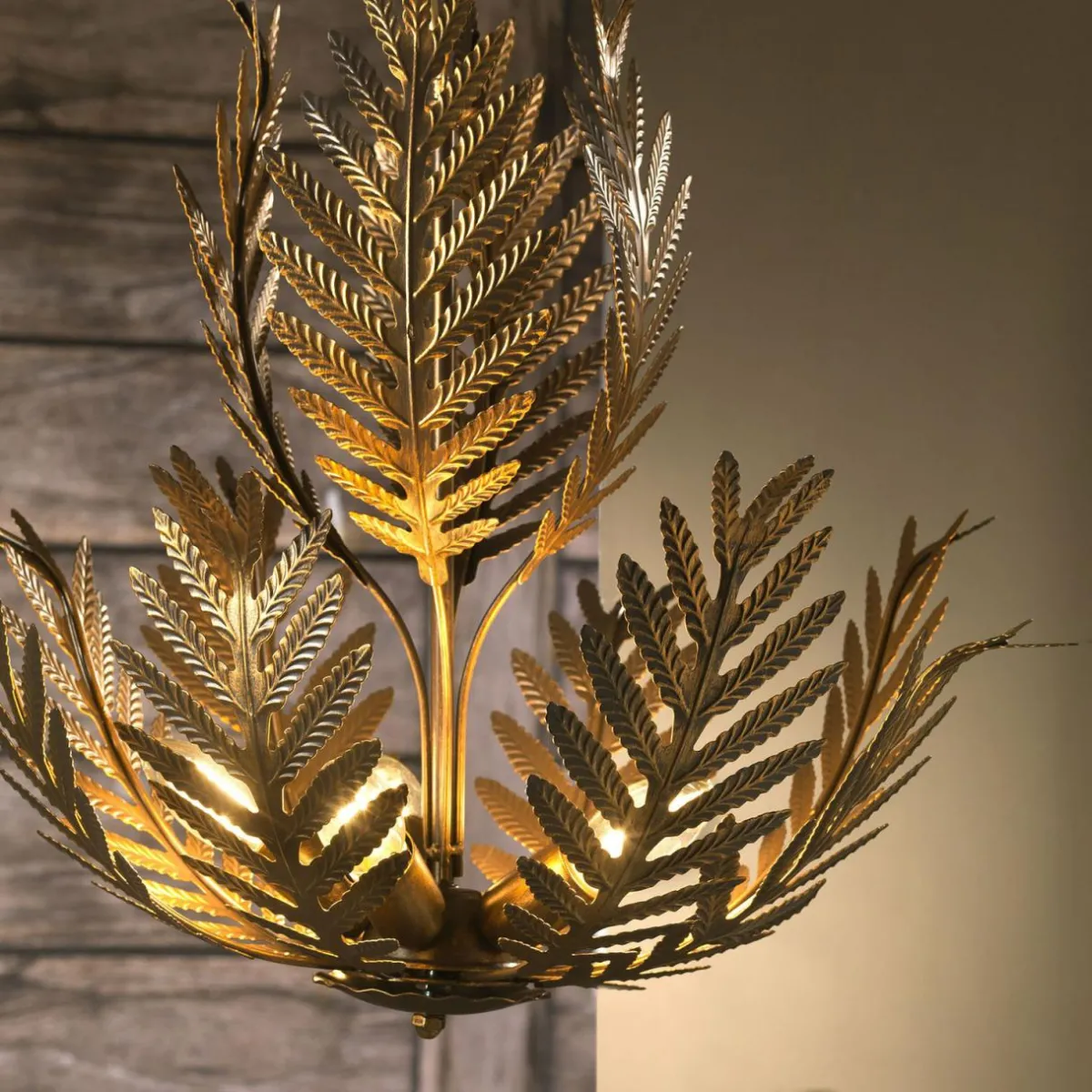 suspension_felce_forme_de_fougre_en_bronze_0.webp Shop ONLI Suspension Felce forme de fougère en bronze