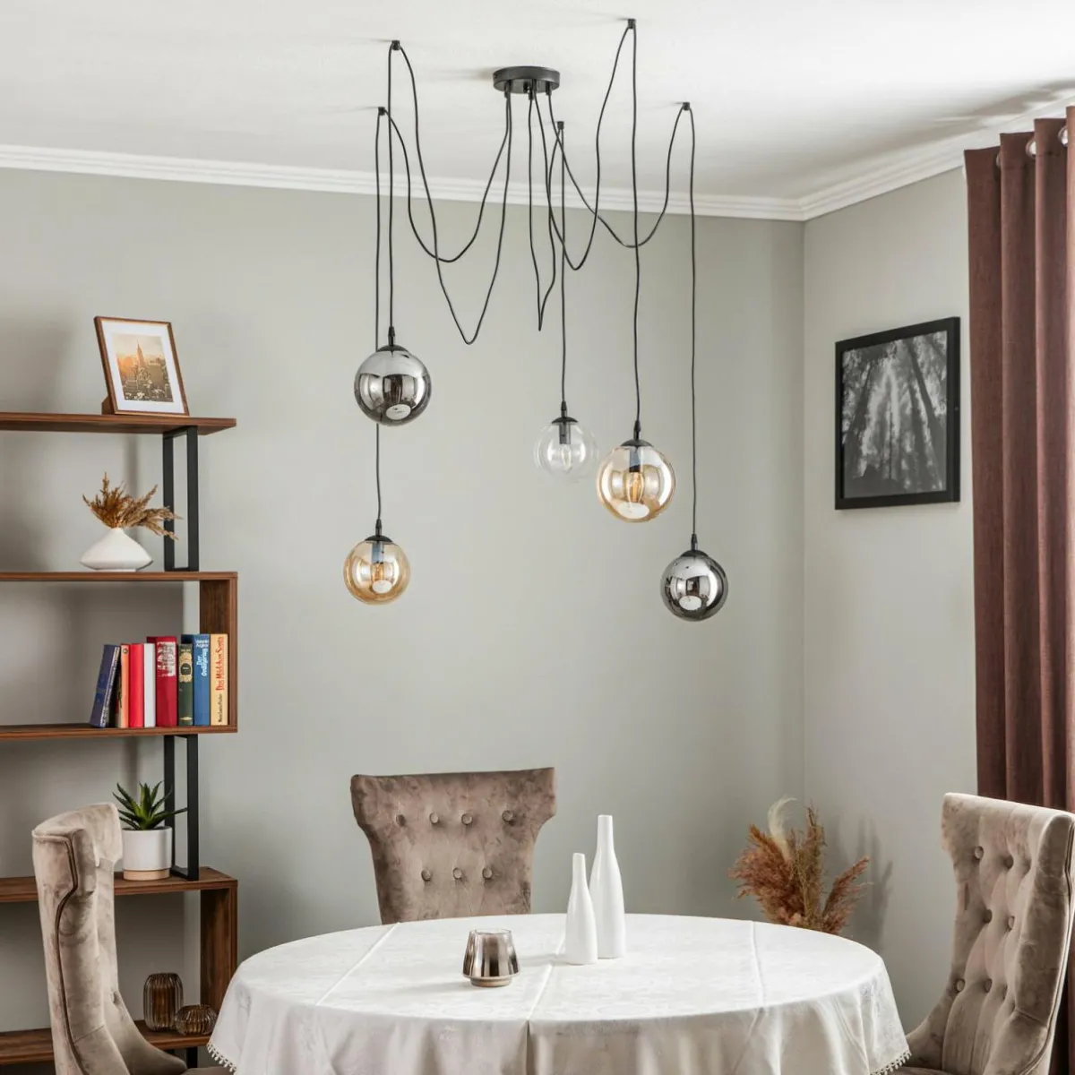 suspension_glassy__lampes_noir_graphiteambreclair_e_0-1.webp New EMIBIG LIGHTING Suspension Glassy, 5 lampes, noir, graphite/ambre/clair, E14