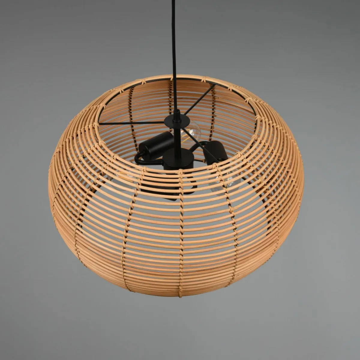 suspension_inga_avec_abatjour_en_rotin___cm_1-1.webp Outlet Trio Lighting Suspension Inga avec abat-jour en rotin Ø 50 cm