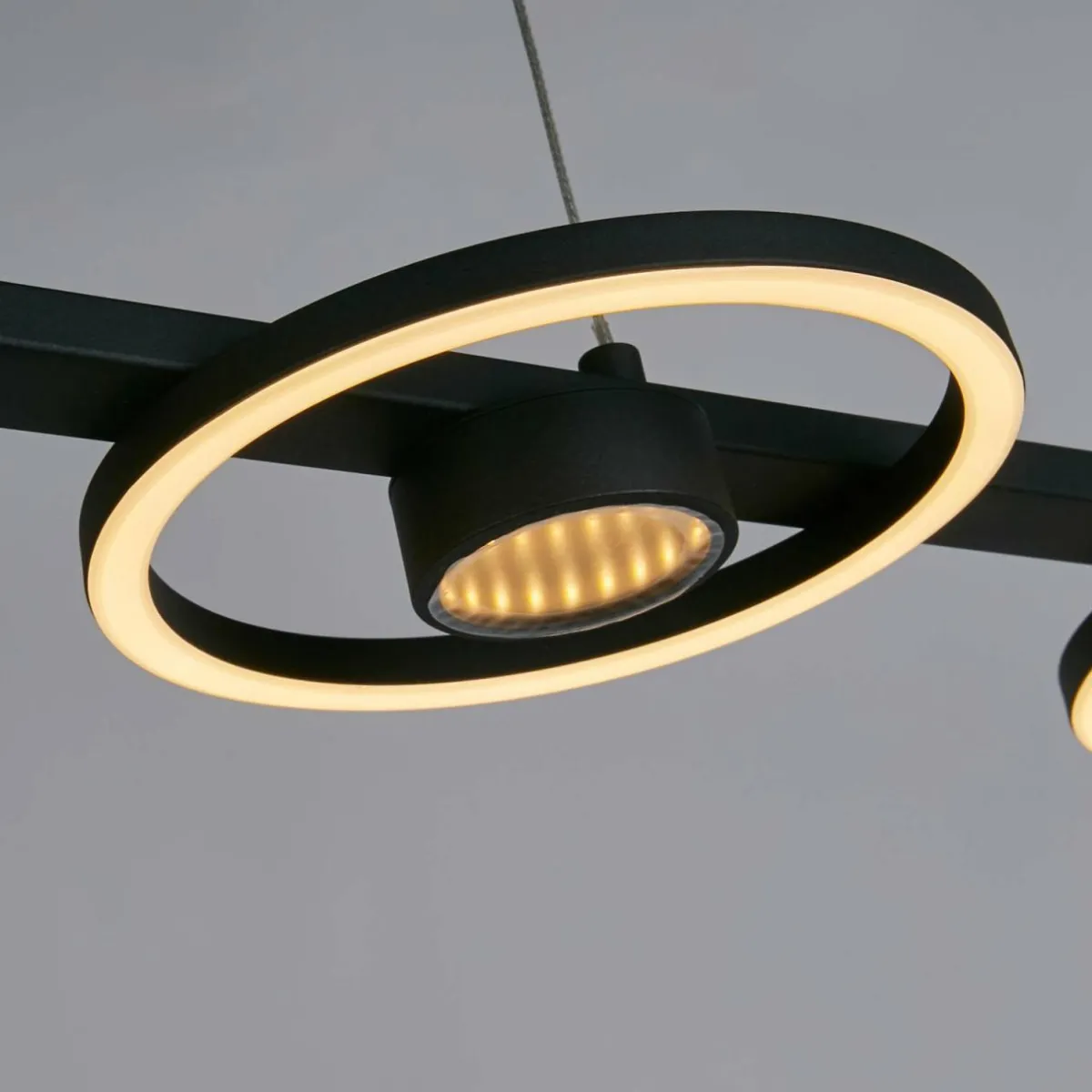 suspension_led_space___lampes_noir_mtal_1.webp Best Searchlight Suspension LED Space à 4 lampes, noir, métal