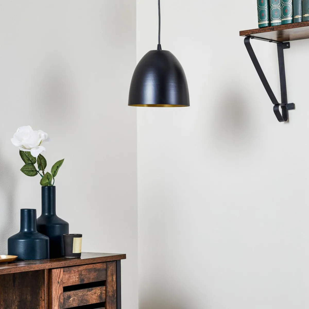 suspension_lenox___lampe_noiredore_2.webp Discount EMIBIG LIGHTING Suspension Lenox, à 1 lampe, noire/dorée