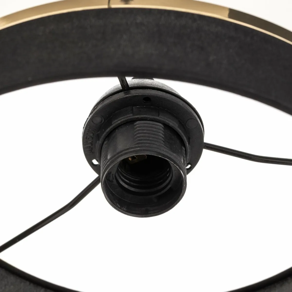suspension_linaire_helen_noiredore__lampes_5.webp Store HELAM Suspension linéaire Helen noire-dorée 3 lampes