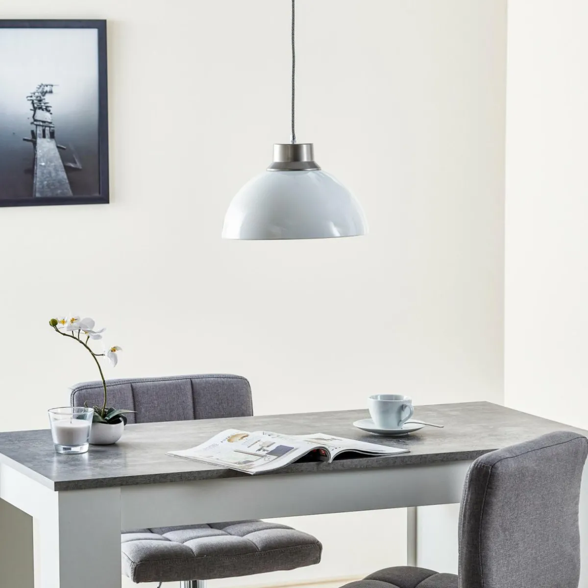 suspension_mara_argente_abatjour_blanc_opale_0.webp Store Lamkur Suspension Mara, argentée, abat-jour blanc opale