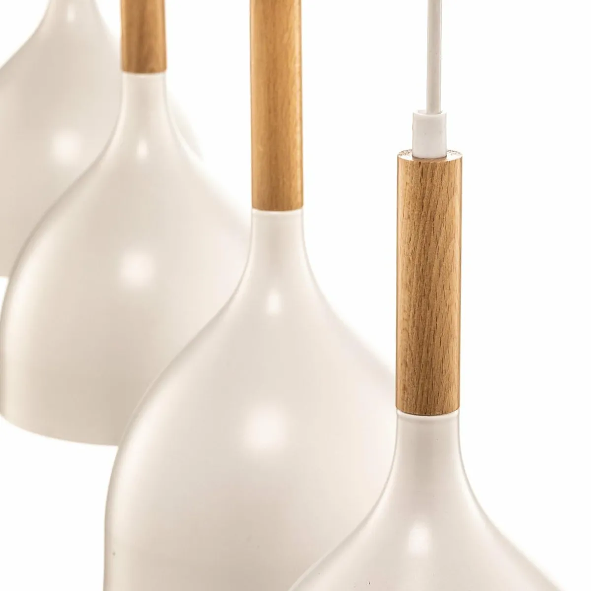 suspension_noak__lampes_longue_blancbois_naturel_4.webp New Luminex Suspension Noak 4 lampes longue blanc/bois naturel
