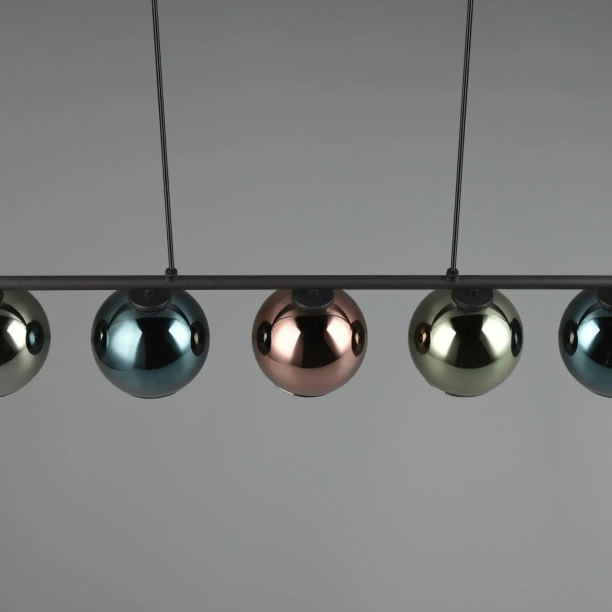 suspension_sheldon_avec_cinq_sphres_de_verre_0.webp Best Sale Reality Leuchten Suspension Sheldon avec cinq sphères de verre