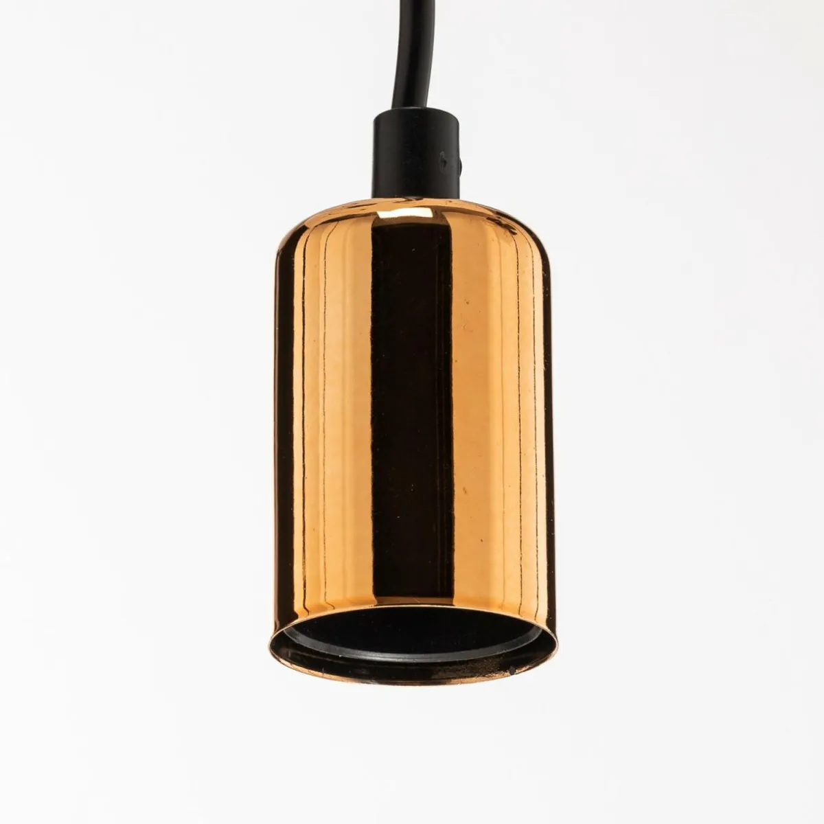 suspension_spark____lampes_noirecuivre_1.webp Outlet EMIBIG LIGHTING Suspension Spark 5 à 5 lampes, noire-cuivrée