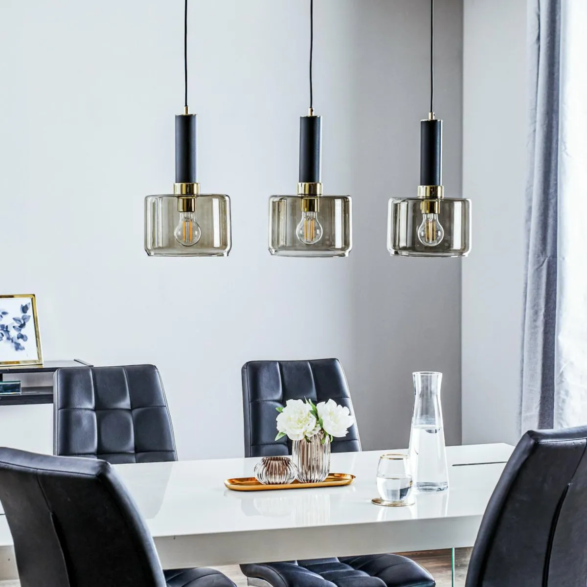suspension_viva_fumenoirelaiton__lampes_0.webp Outlet Jupiter Suspension Viva, fumée/noire/laiton, 3 lampes