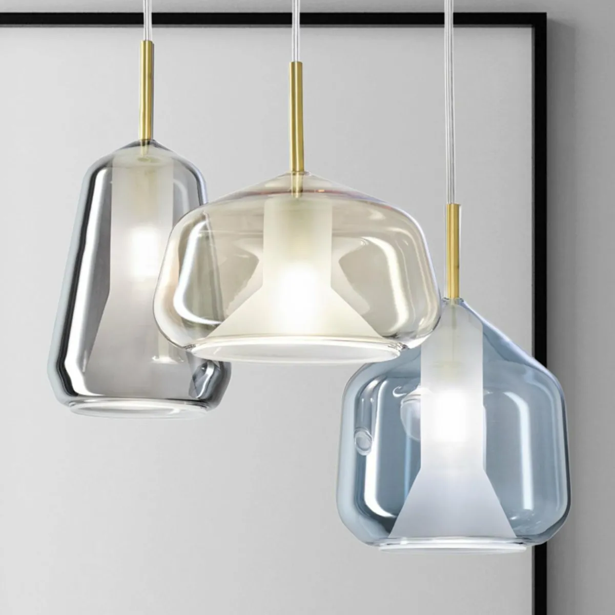 suspension_xray___lampes_grisemielbleue_0.webp Best Sforzin Suspension X-Ray à 3 lampes grise/miel/bleue