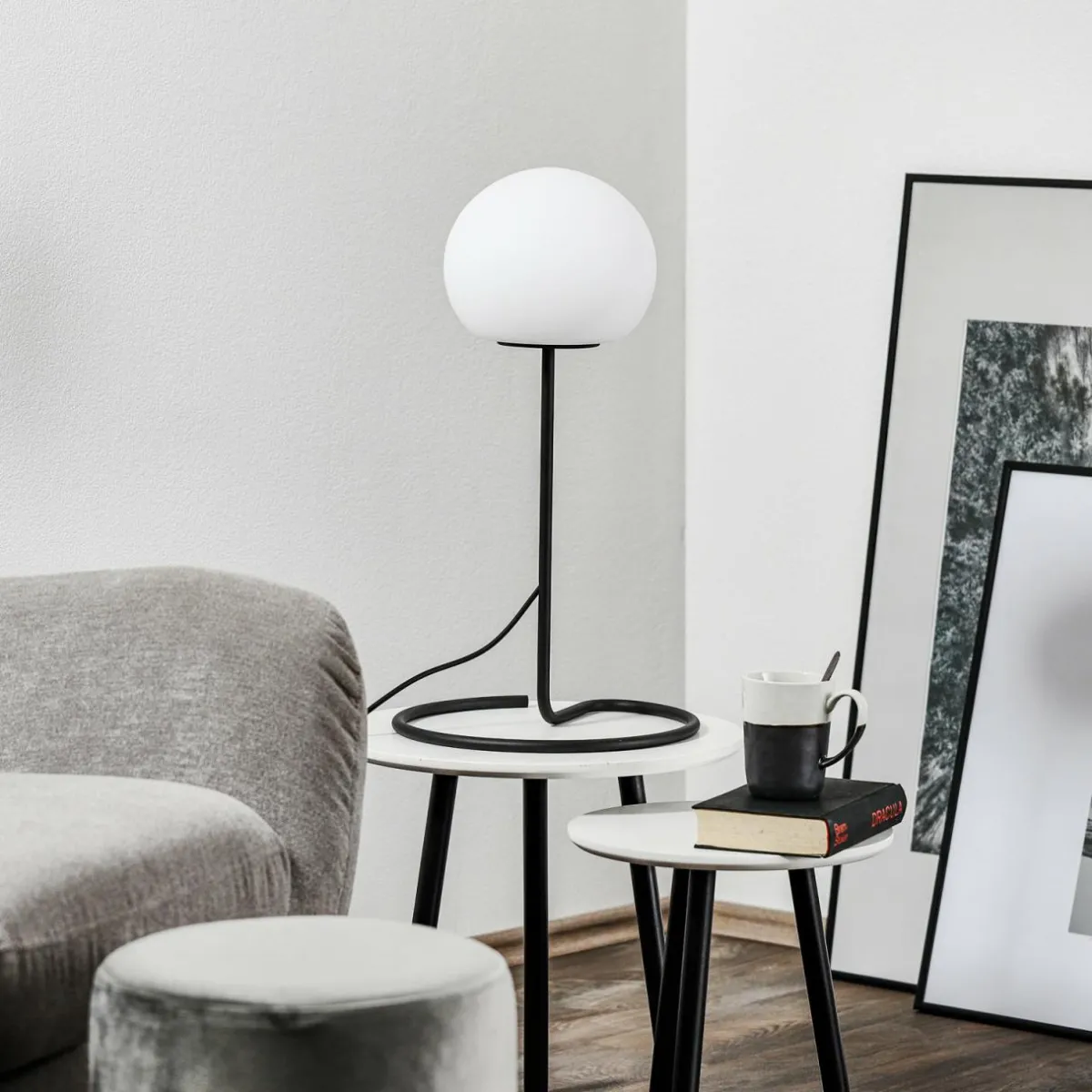 wever__ducr_dro__lampe_de_table_pied_noir_et_blanc_0.webp Fashion Wever & Ducré Lighting WEVER & DUCRÉ Dro 2.0 Lampe de table pied noir et blanc